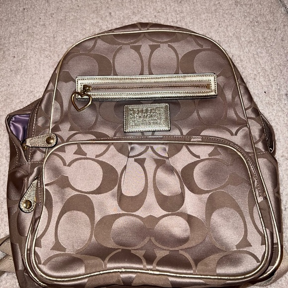 Gold coach backpack - Picture 12 of 15